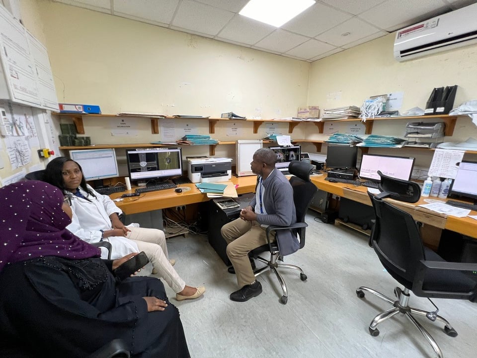 Health workers at the Kenyatta Hospital, Cancer Treatment Center & HIV 2024. Credit: The Medicines Patent Pool.